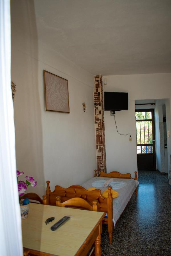 Efterpi Aggeli Apartment Loutropolis Thermis Exterior photo