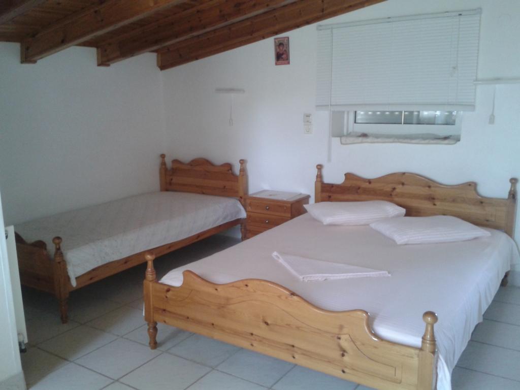 Efterpi Aggeli Apartment Loutropolis Thermis Room photo